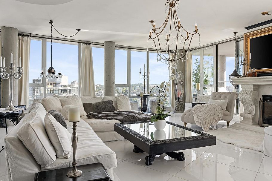 3701 1495 Richards Street Vancouver, BC - 4