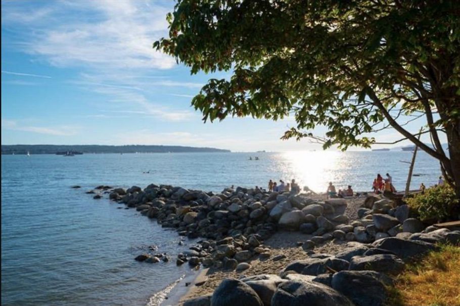 205 1050 Broughton Street Vancouver, BC - 32