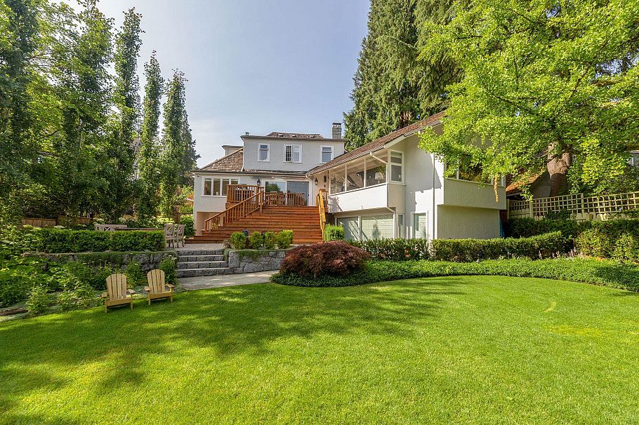 1749 W 38th Avenue Vancouver, BC - 30