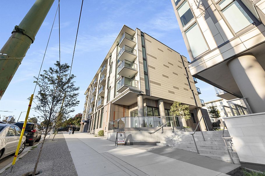 305 8138 Fraser Street Vancouver, BC - 17