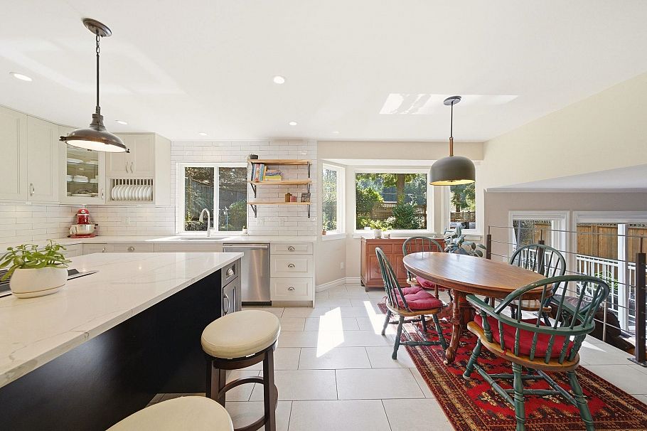 4575 Cliffmont Road North Vancouver, BC - 7