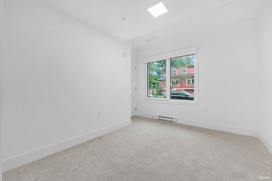 108 2073 E 1 Avenue Vancouver, BC - 19