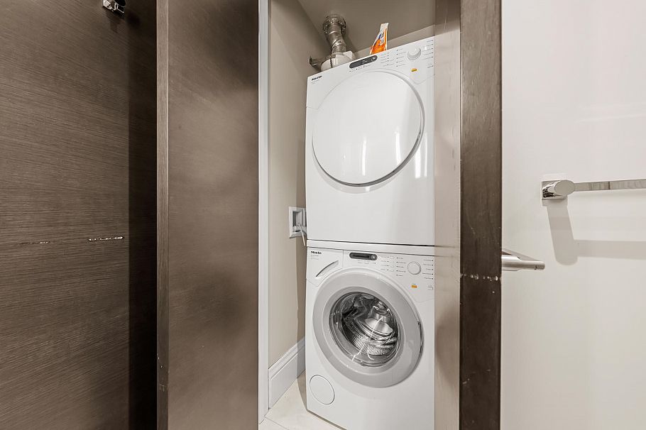 205 2035 W 4th Avenue Vancouver, BC - 15