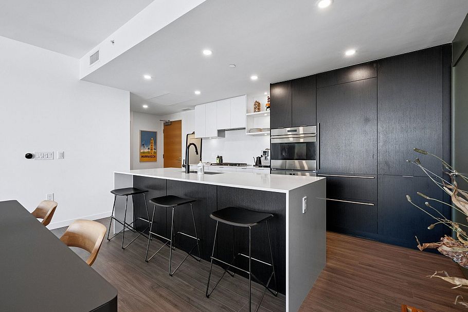 802 210 E 5th Avenue Vancouver, BC - 6