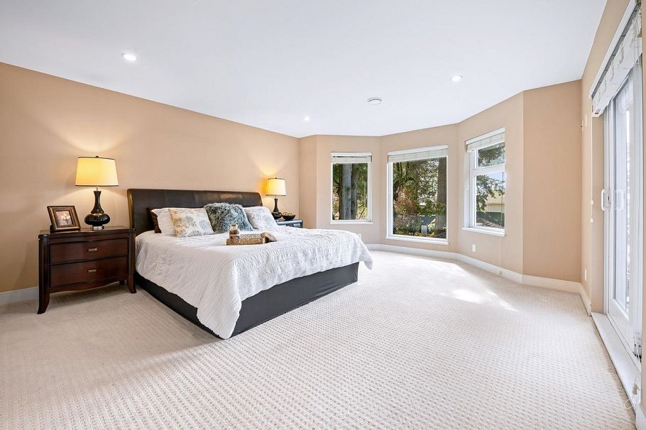 839 W 20th Street North Vancouver, BC - 19