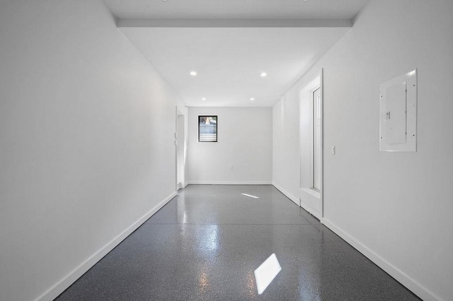 1331 Cotton Drive Vancouver, BC - 35