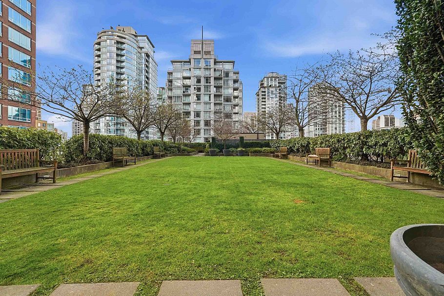 1507 788 Richards Street Vancouver, BC - 26