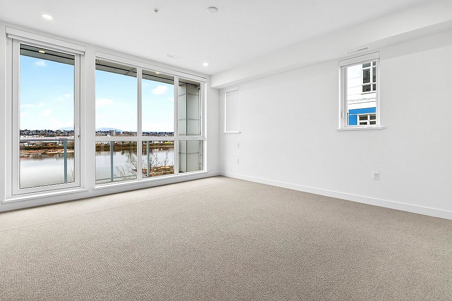 76 10333 River Drive Richmond, BC - 11