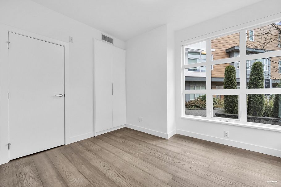 128 2060 Curling Road North Vancouver, BC - 17