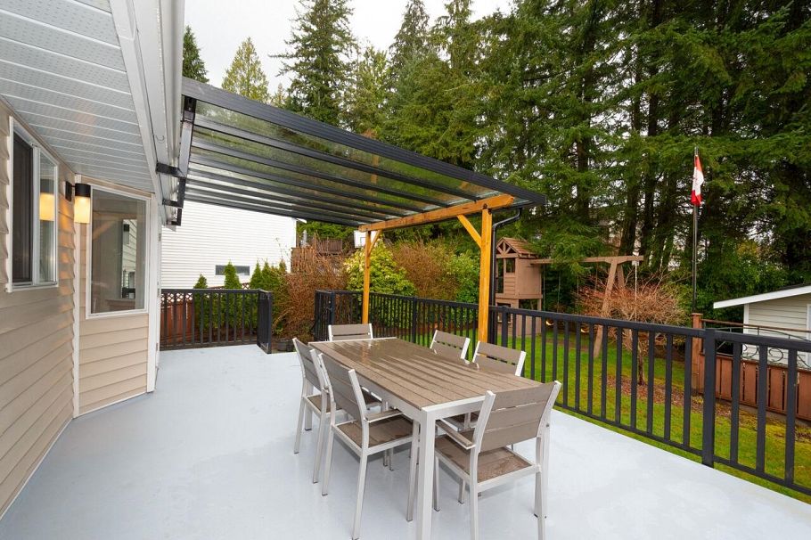 1716 Cascade Court North Vancouver, BC - 35