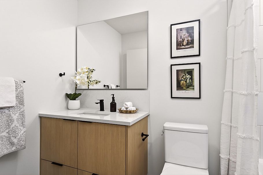 519 422 E 3rd Street North Vancouver, BC - 21