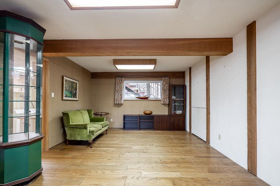 4651 Valley Road North Vancouver, BC - 31