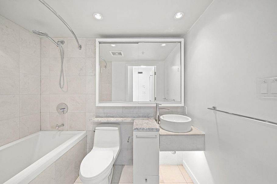 910 833 Seymour Street Vancouver, BC - 28