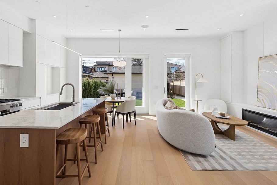 2 3648 West 20th Avenue Vancouver, BC - 8