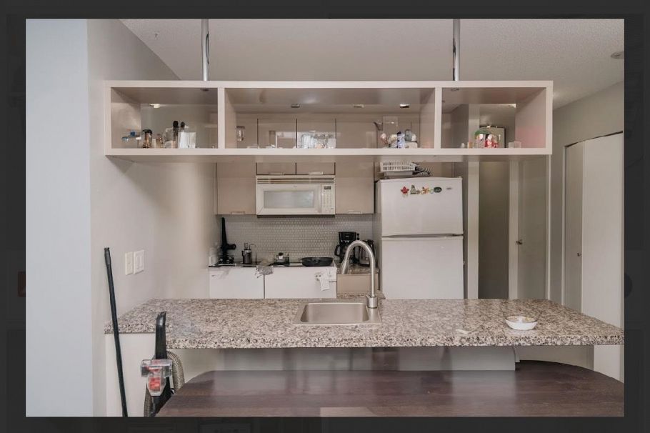 908 1082 Seymour Street Vancouver, BC - 1