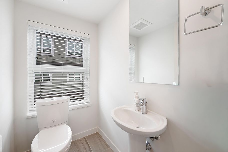 64 10311 River Drive Richmond, BC - 16