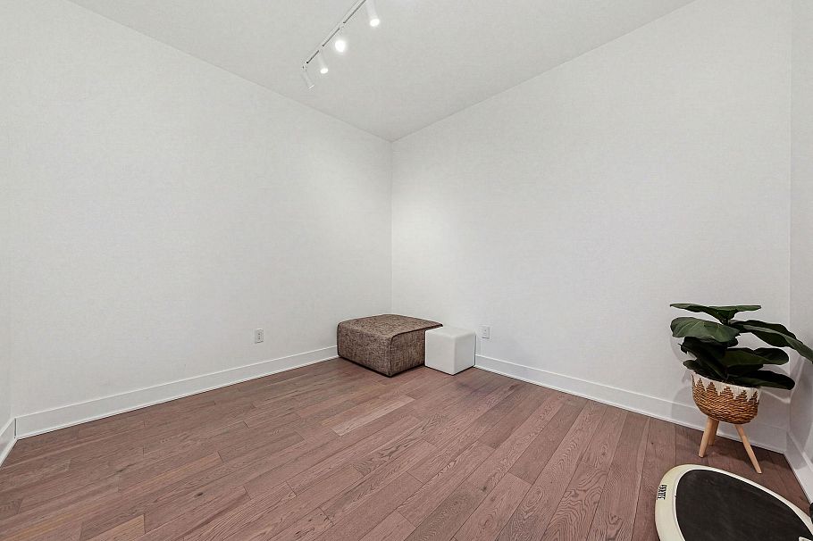 119 2070 Curling Road North Vancouver, BC - 21