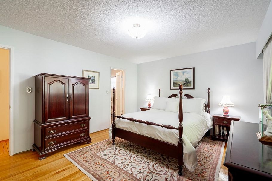 4651 Valley Road North Vancouver, BC - 22