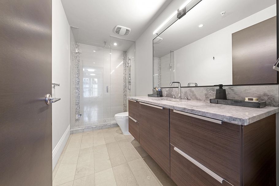 205 2035 W 4th Avenue Vancouver, BC - 9