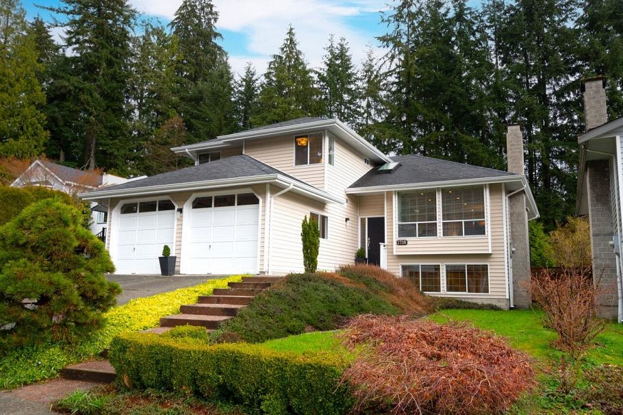 1716 Cascade Court North Vancouver, BC - 2