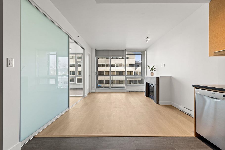 308 2528 Maple Street Vancouver, BC - 11