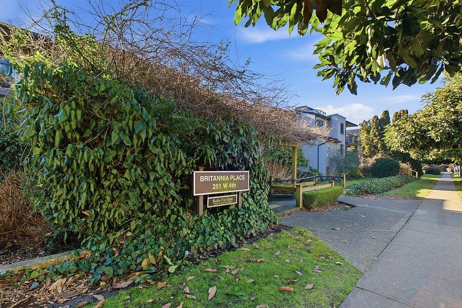 108 251 W 4th Street North Vancouver, BC - 15