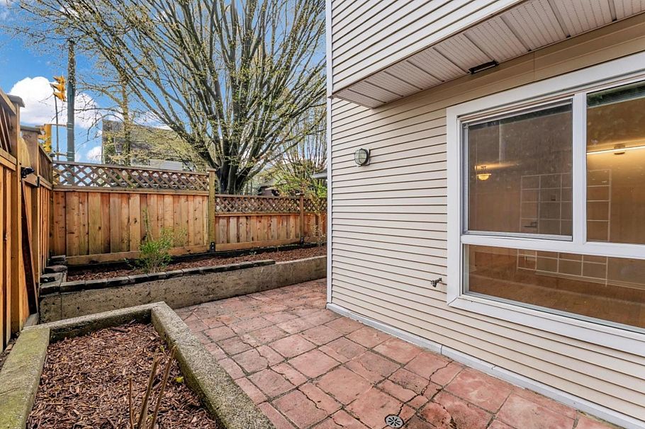 104 1641 Woodland Drive Vancouver, BC - 19