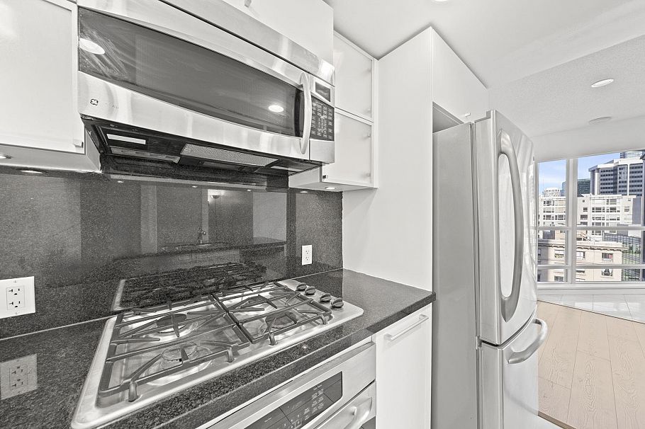 910 833 Seymour Street Vancouver, BC - 17