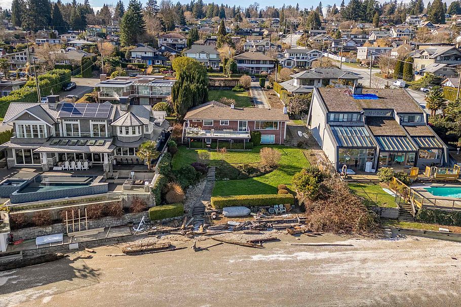 450 Beachview Drive North Vancouver, BC - 5