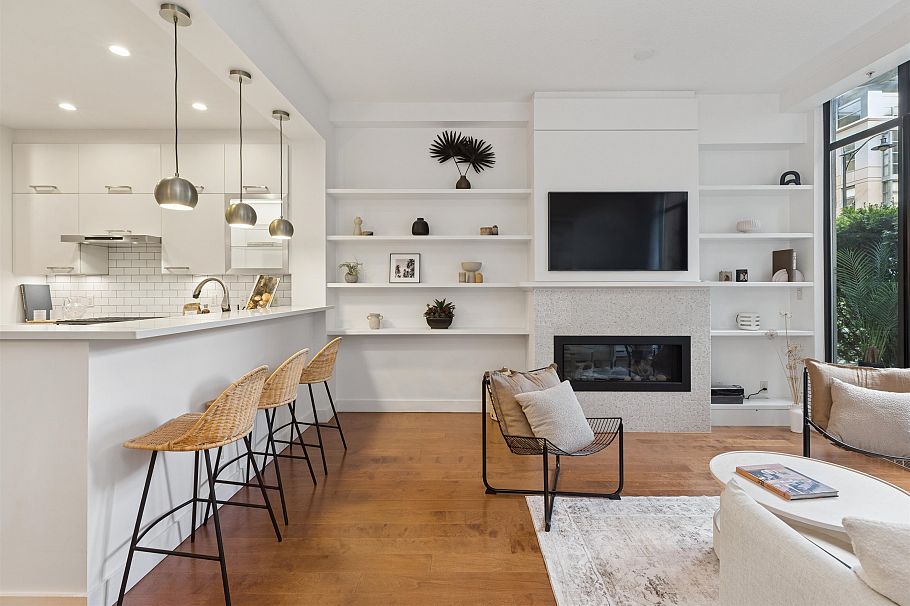 2288 Redbud Lane Vancouver, BC - 2