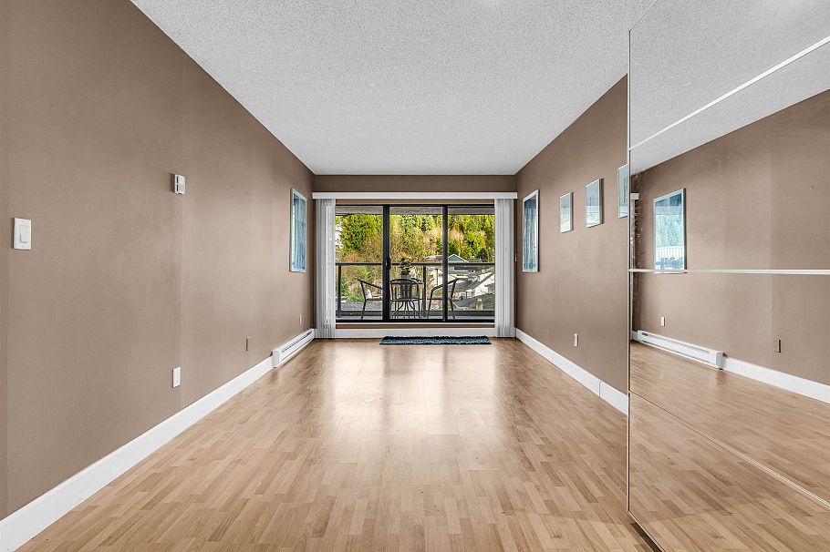 203 4323 Gallant Avenue North Vancouver, BC - 15