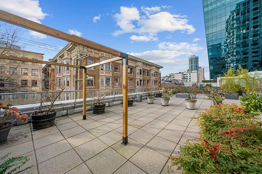 1403 1060 Alberni Street Vancouver, BC - 26