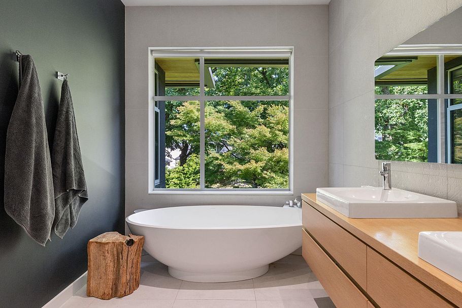 3156 W 13th Avenue Vancouver, BC - 14