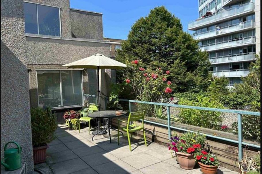 205 1050 Broughton Street Vancouver, BC - 27