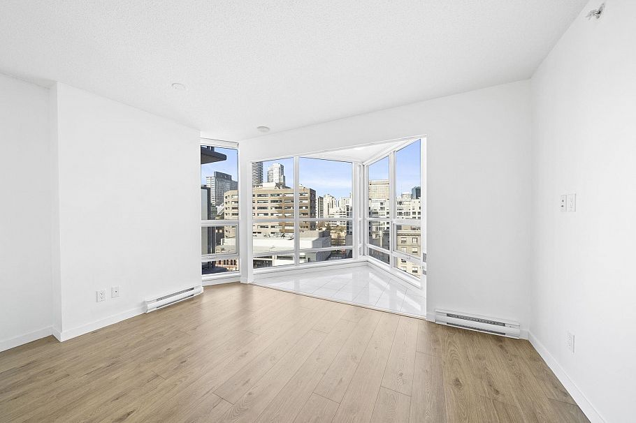 910 833 Seymour Street Vancouver, BC - 3