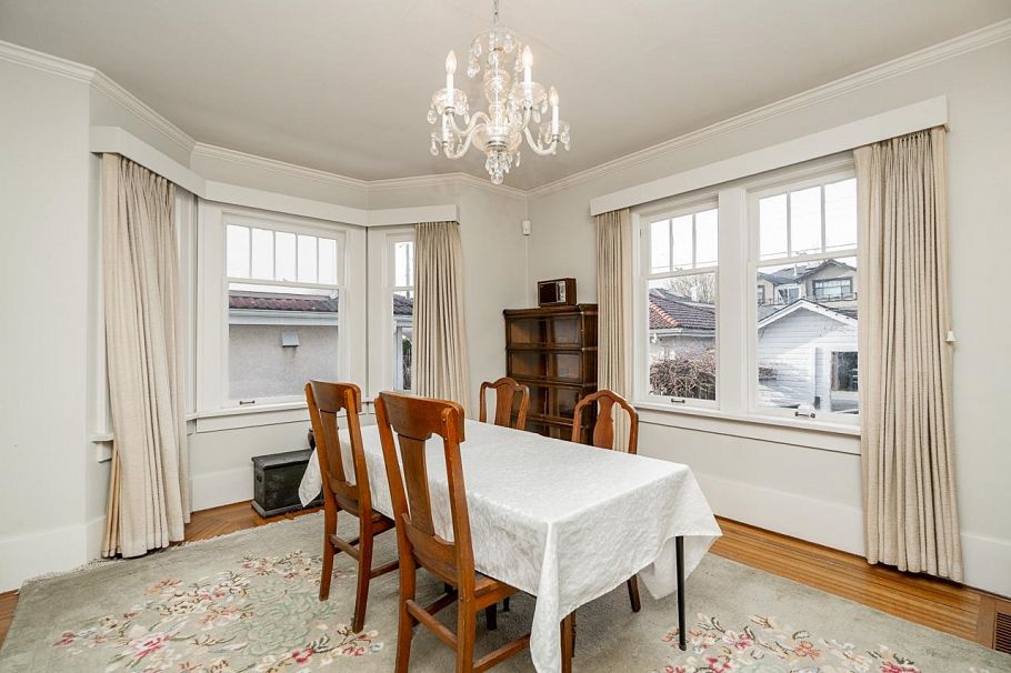 1969 W 43rd Avenue Vancouver, BC - 9