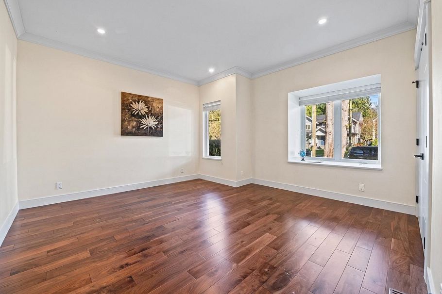 839 W 20th Street North Vancouver, BC - 17