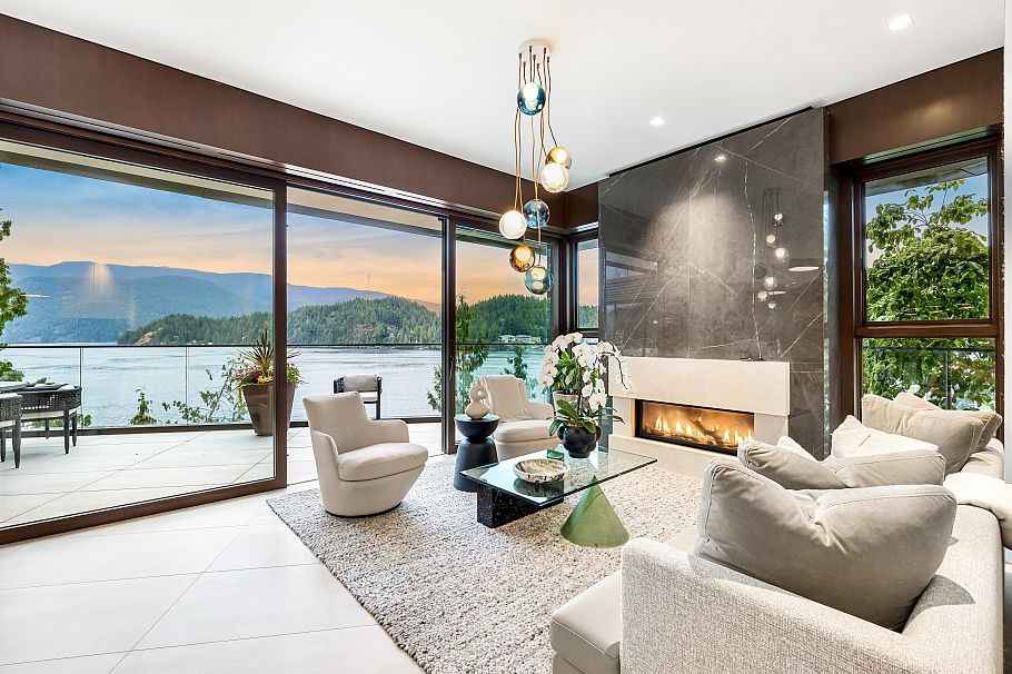 1840 Naomi Place North Vancouver, BC - 7