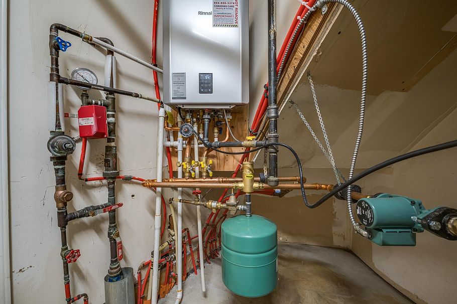 1233 Rupert Street Vancouver, BC - 16