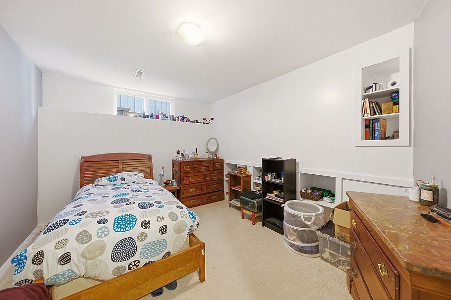 4575 Cliffmont Road North Vancouver, BC - 28