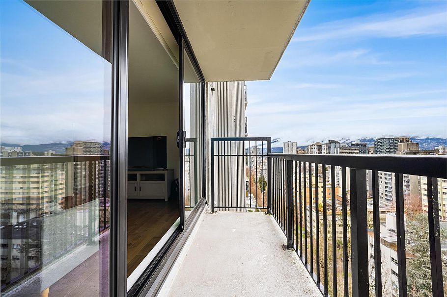 1702 1330 Harwood Street Vancouver, BC - 26