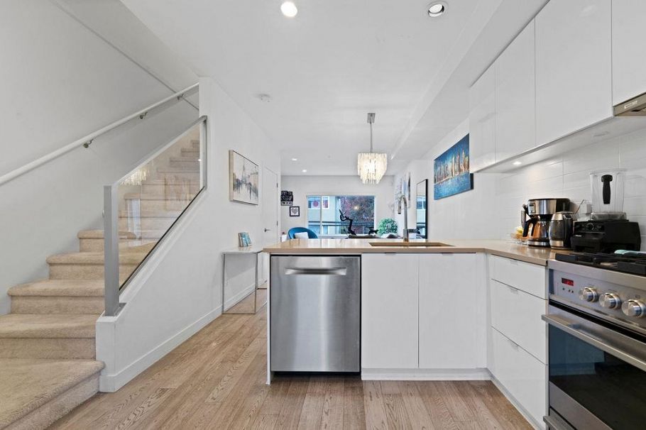 216 455 E 16th Avenue Vancouver, BC - 12