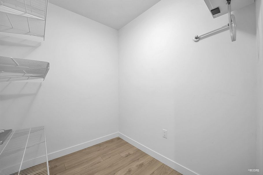 109 6677 Cambie Street Vancouver, BC - 20