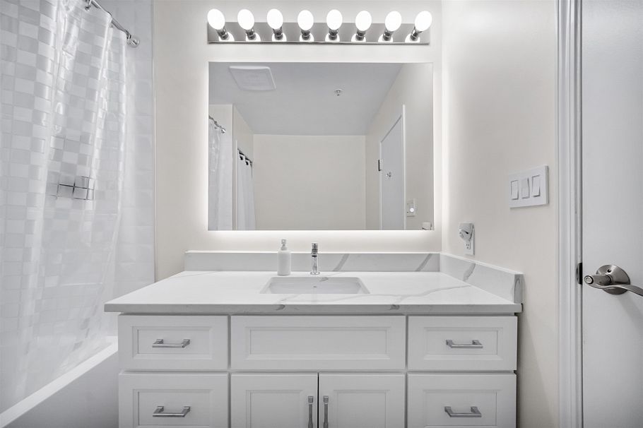 407 1230 Haro Street Vancouver, BC - 28