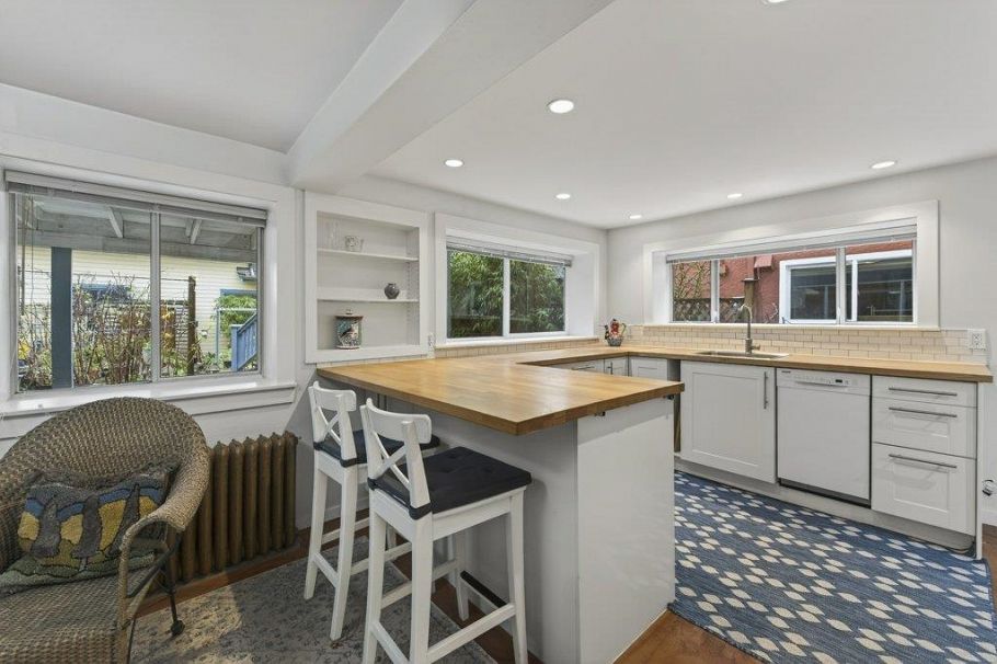 2274 E 7th Avenue Vancouver, BC - 18