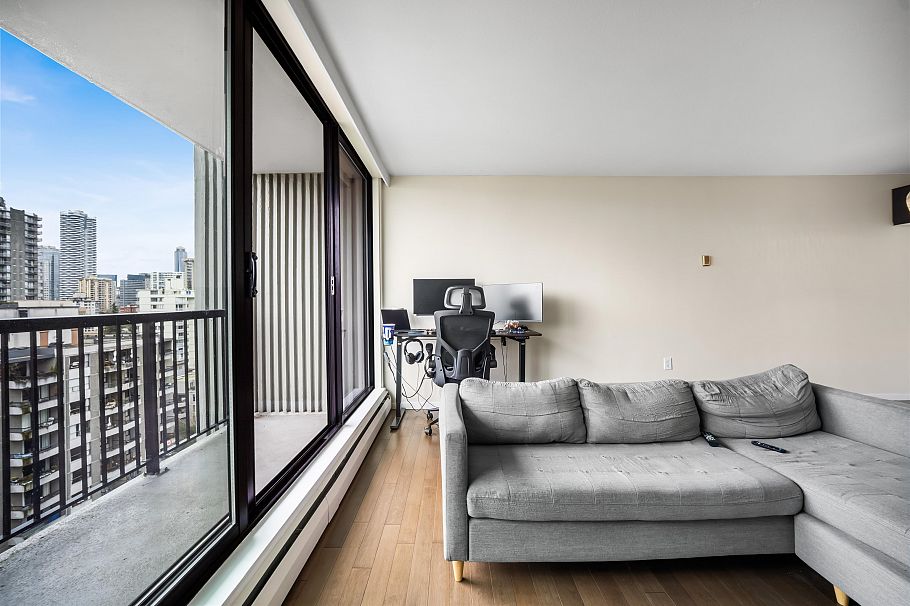 1702 1330 Harwood Street Vancouver, BC - 8