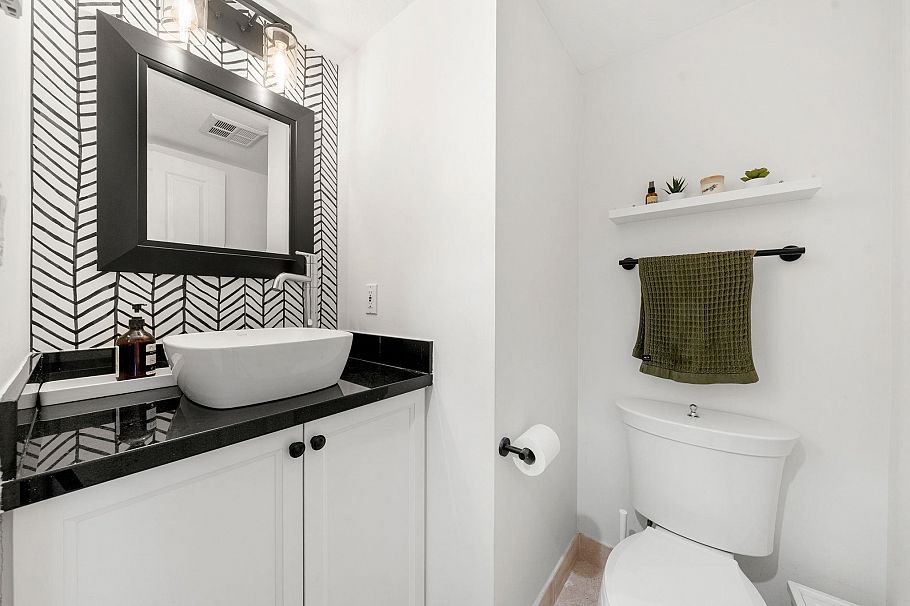 202 1106 W 11th Avenue Vancouver, BC - 16