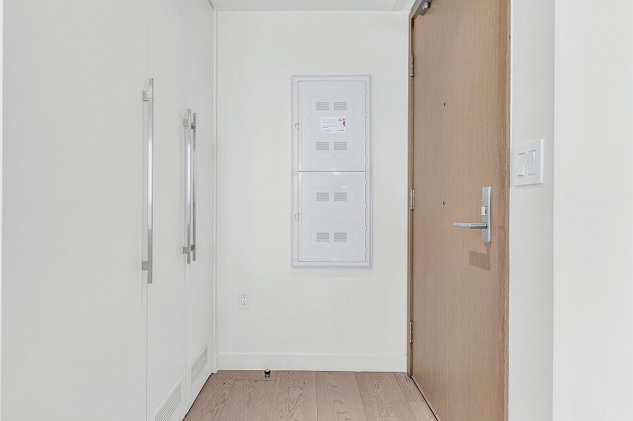 2702 1289 Hornby Street Vancouver, BC - 24