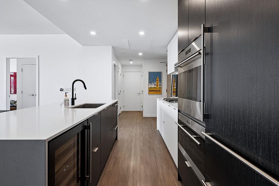 802 210 E 5th Avenue Vancouver, BC - 8