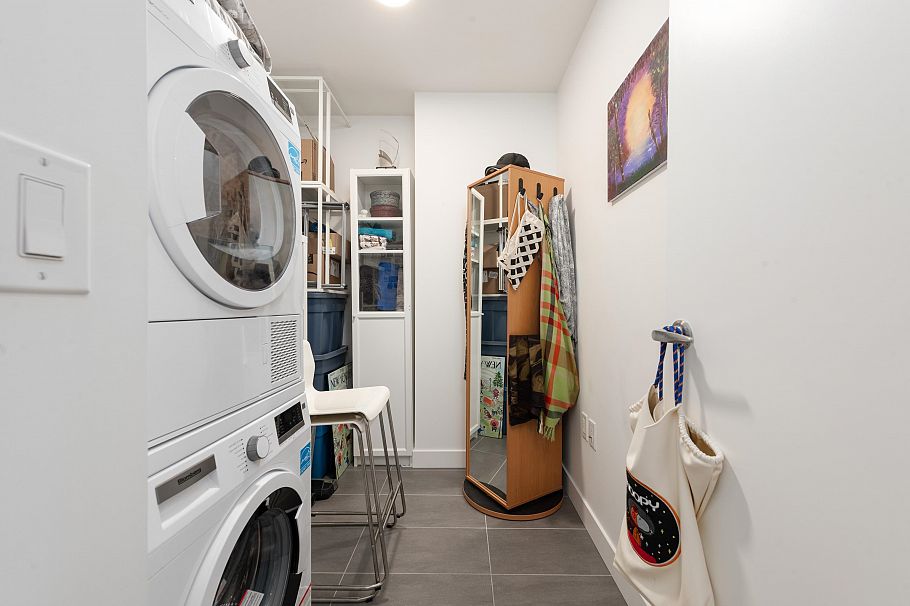 305 8138 Fraser Street Vancouver, BC - 12